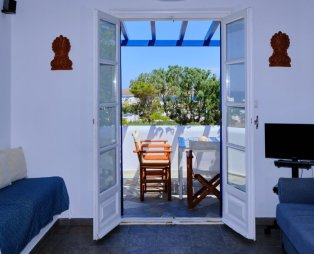 Aigaiou Avra Apartments