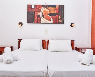 Aigaiou Avra Apartments