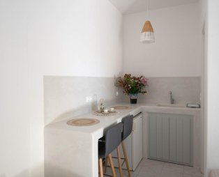 Eleana Studios