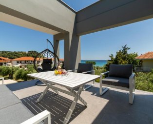 NewStory Luxury Suites
