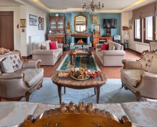 Petradi Hotel