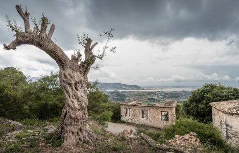 Unknown Greece: 7 villages - ghosts and their stories