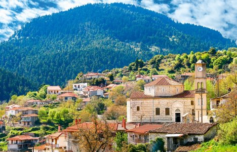 5 villages for early spring getaways