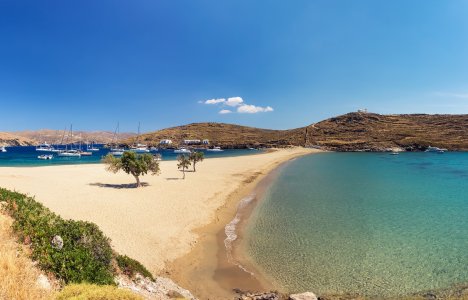7 νησιά για διακοπές τον Ιούνιο