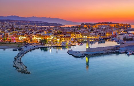 Telegraph: Αυτοί είναι οι δύο top φθινοπωρινοί προορισμοί της Ελλάδας