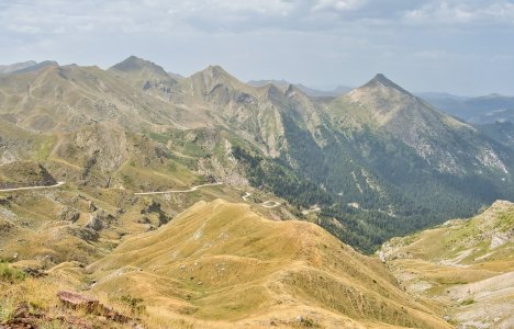 A ride in the clouds: Driving on Greeces highest paved road