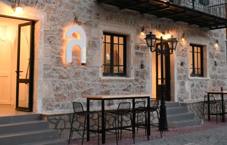 Lamda Casual Dining: Μια νέα γαστρονομική άφιξη στη Λευκάδα