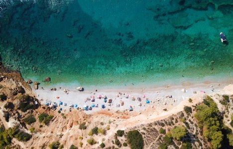 Νησιά Αργοσαρωνικού: Αυτές είναι οι καλύτερες παραλίες τους