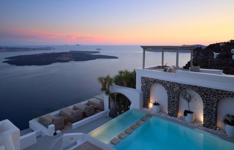 Readers’ Choice Awards 2025: Σημαντικές διακρίσεις για δύο ξενοδοχεία της Sandglass Hotels & Villas Collection