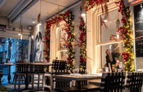 Nice n Easy: Christmas & New Year with exquisite flavors in Kolonaki
