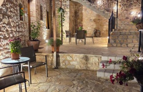 Melato Houses: Η τέχνη της αυθεντικής φιλοξενίας στην Ορεινή Αρκαδία