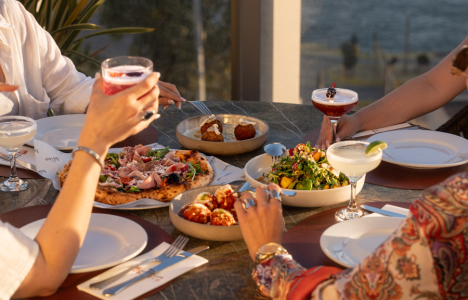 Nice n Easy Italian Bistro: Authentic Italian flavors with a view of the Saronic Gulf