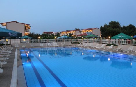 Ionion Beach Hotel Apartments & Spa