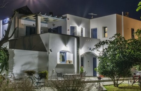 Kallisti Studios & Apartments: Διαμονή με άνεση και στυλ στη Σκύρο