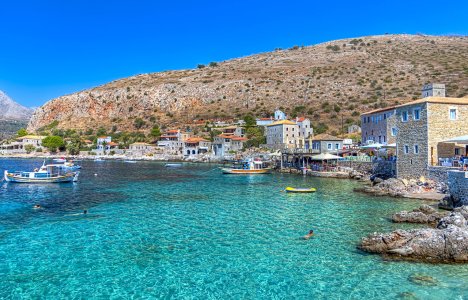 Condé Nast Traveller: «Τα καλύτερα του κόσμου τα ελληνικά νησιά»
