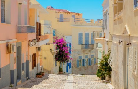 Travel+Leisure: Αυτό το ελληνικό νησί είναι ο απόλυτος προορισμός για το φετινό καλοκαίρι