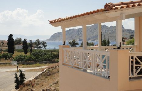 Perdika Suites