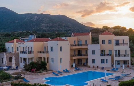 Xifoupolis Apartments Hotel & Studios