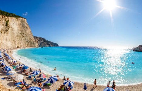Τρεις ελληνικές παραλίες στις 15 ομορφότερες της Ευρώπης
