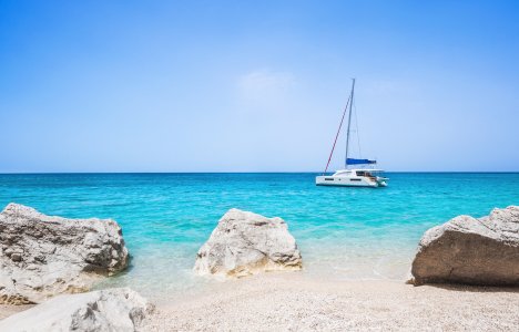 Freedom Pass: Επιπλέον 30€ ανά κράτηση δίνει το 18-24