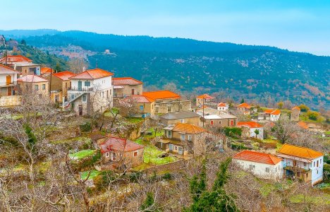 7 εναλλακτικά χωριά της Ελλάδας που αξίζει να ανακαλύψετε