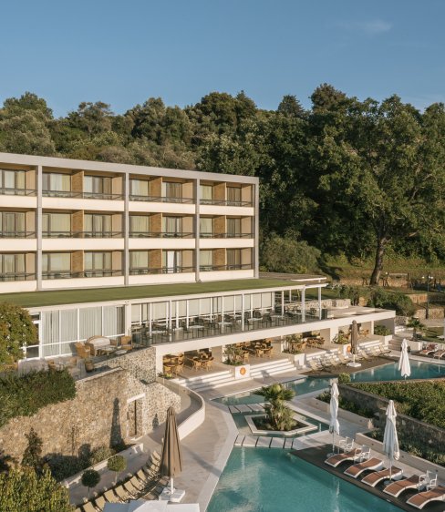Divani Corfu Palace: Μαγευτικά ηλιοβασιλέματα, άνεση και γαλήνη