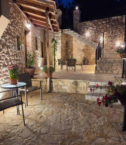 Melato Houses: Η τέχνη της αυθεντικής φιλοξενίας στην Ορεινή Αρκαδία