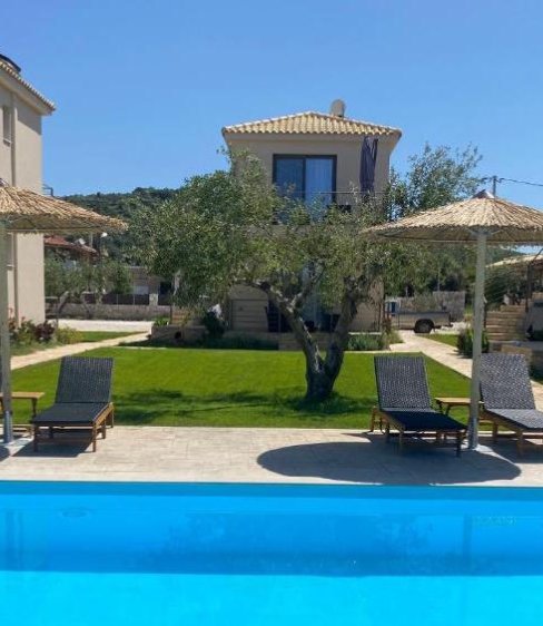 Three Charites Resort: Kομψή απόδραση στη μαγευτική Γιάλοβα Μεσσηνίας