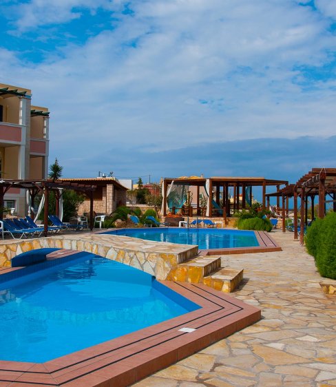 Irides Luxury Hotel Apartments