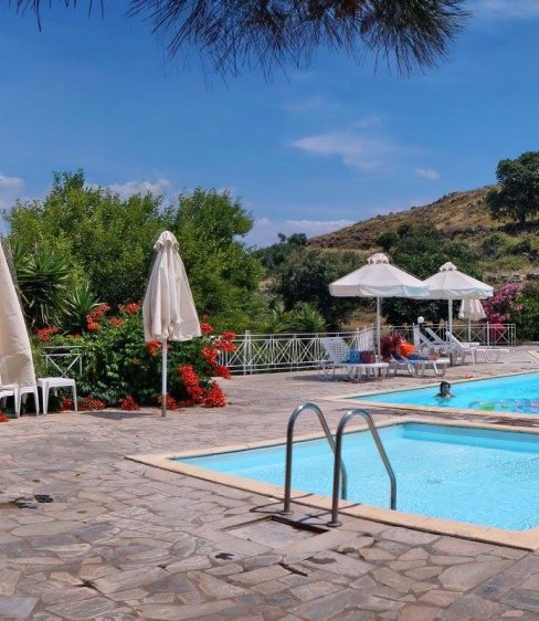 Akti Hotel