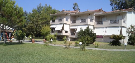 Elia Apartments