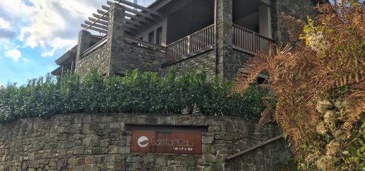 Kastanea House & Bar