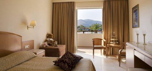 Pilot Beach Resort