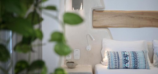 Hora Suites