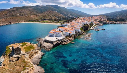 Διακοπές στην Άνδρο: Εξερευνώντας το αρχοντικό νησί των Κυκλάδων