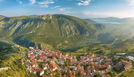 Δελφοί: Εκδρομή στον ομφαλό της Γης