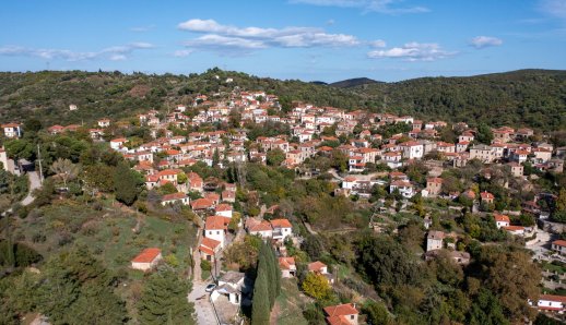 Λαύκος Πηλίου: Στο «μπαλκόνι» του Παγασητικού