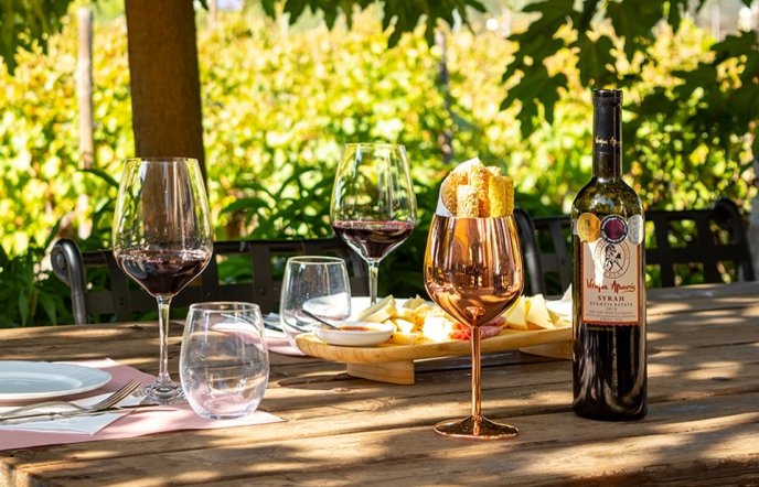 With Tips by Markos for wine tourism at Avantis Estate just a breath away from Athens!