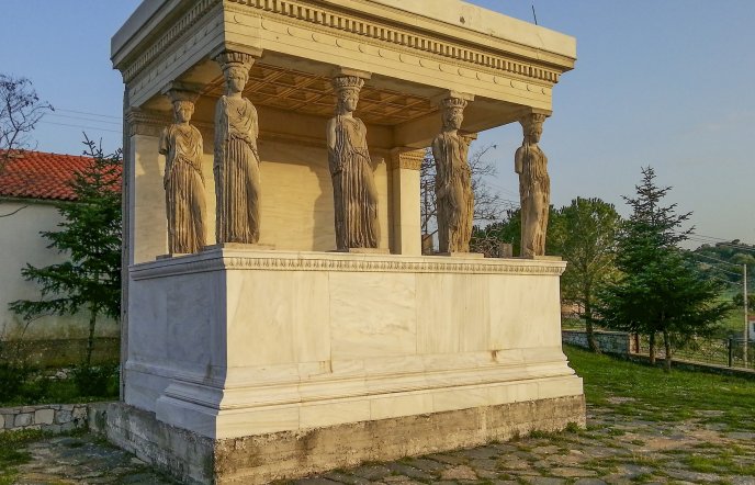 Karyes, Laconia: Discover the village of the Caryatids