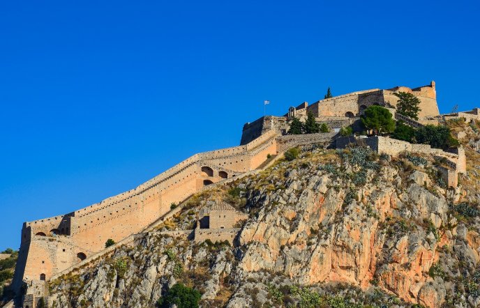 Παλαμήδι: Το θρυλικό κάστρο με τα «999» σκαλιά