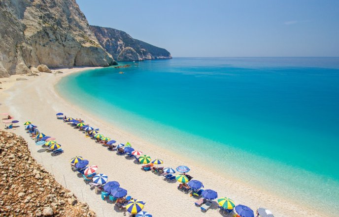 Διακοπές στη Λευκάδα: Όλα όσα αξίζει να ζήσετε στο στεριανό νησί του Ιονίου