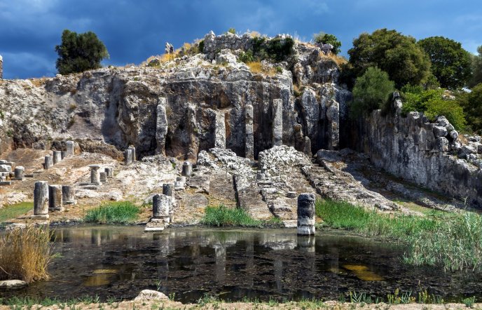 Οινιάδες: Η άγνωστη αρχαία ελληνική πόλη