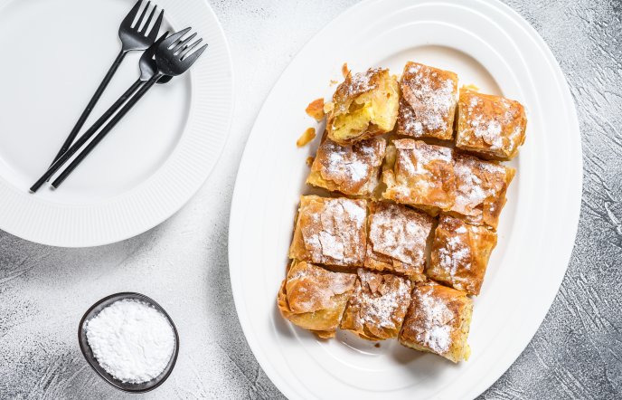 6 places for delicious bougatsa in Thessaloniki