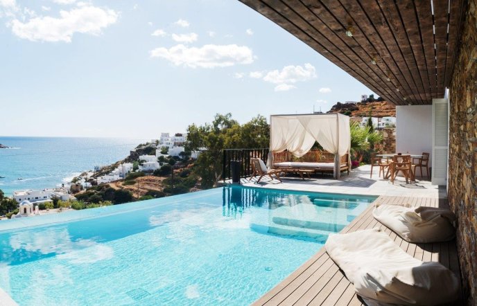 Hideout Suites: Luxury accommodation in Ios with views of Mylopotas