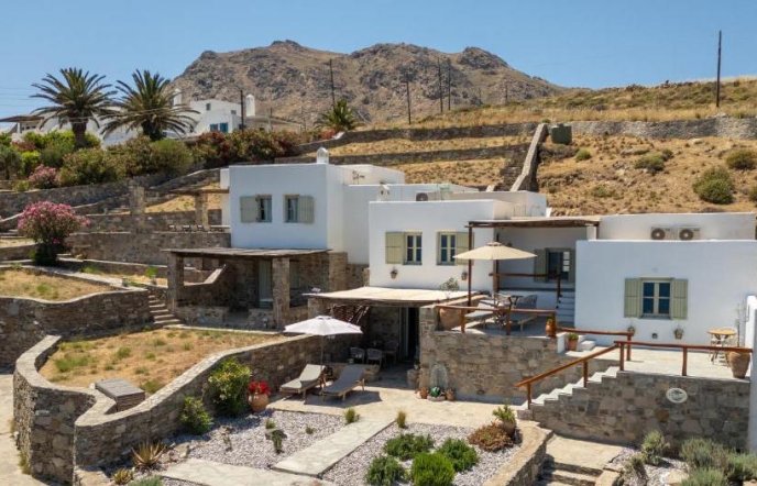 Villa Ostria: Κυκλαδίτικη φιλοξενία στην ήρεμη πλευρά της Σερίφου