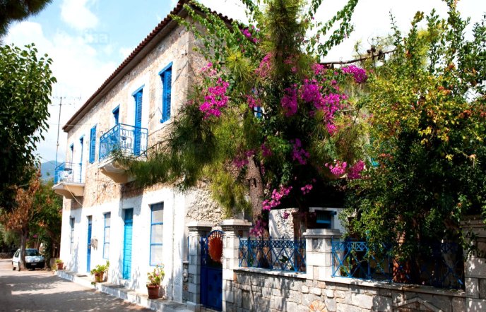 Καρδαμύλη & Χώρα Φολεγάνδρου! Δύο μαγικά χωριά που εντυπωσίασαν και το «Travel+Leisure»