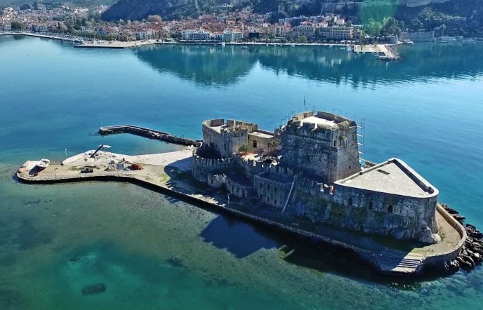 Ναύπλιο: Ταξίδι σε μία πόλη με αναμνήσεις