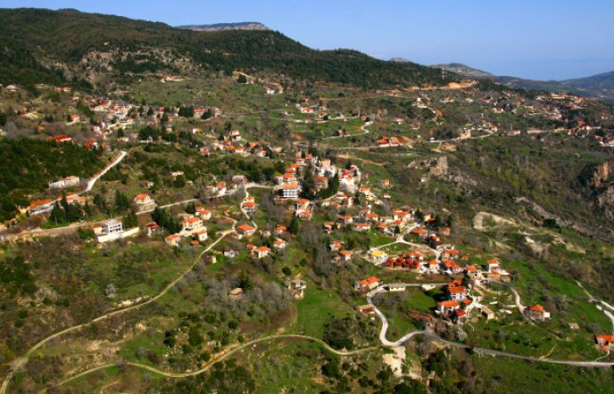 Τα Τρίκαλα Κορινθίας είναι ο απόλυτος, κοντινός, χειμερινός προορισμός (pics)