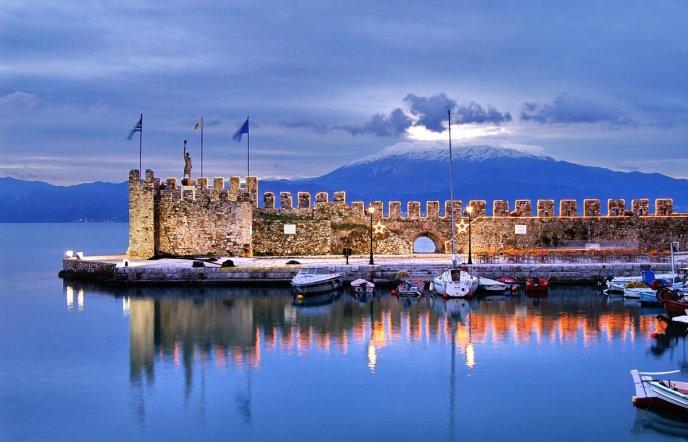 5 λόγοι για να λατρέψετε τη Ναύπακτο το καλοκαίρι