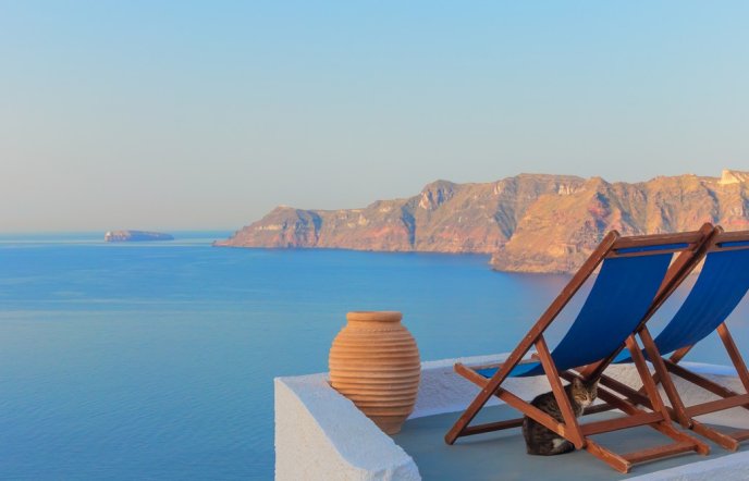 Travel+Leisure: 10 λάθη που πρέπει να αποφύγεις στο ταξίδι σου στα ελληνικά νησιά